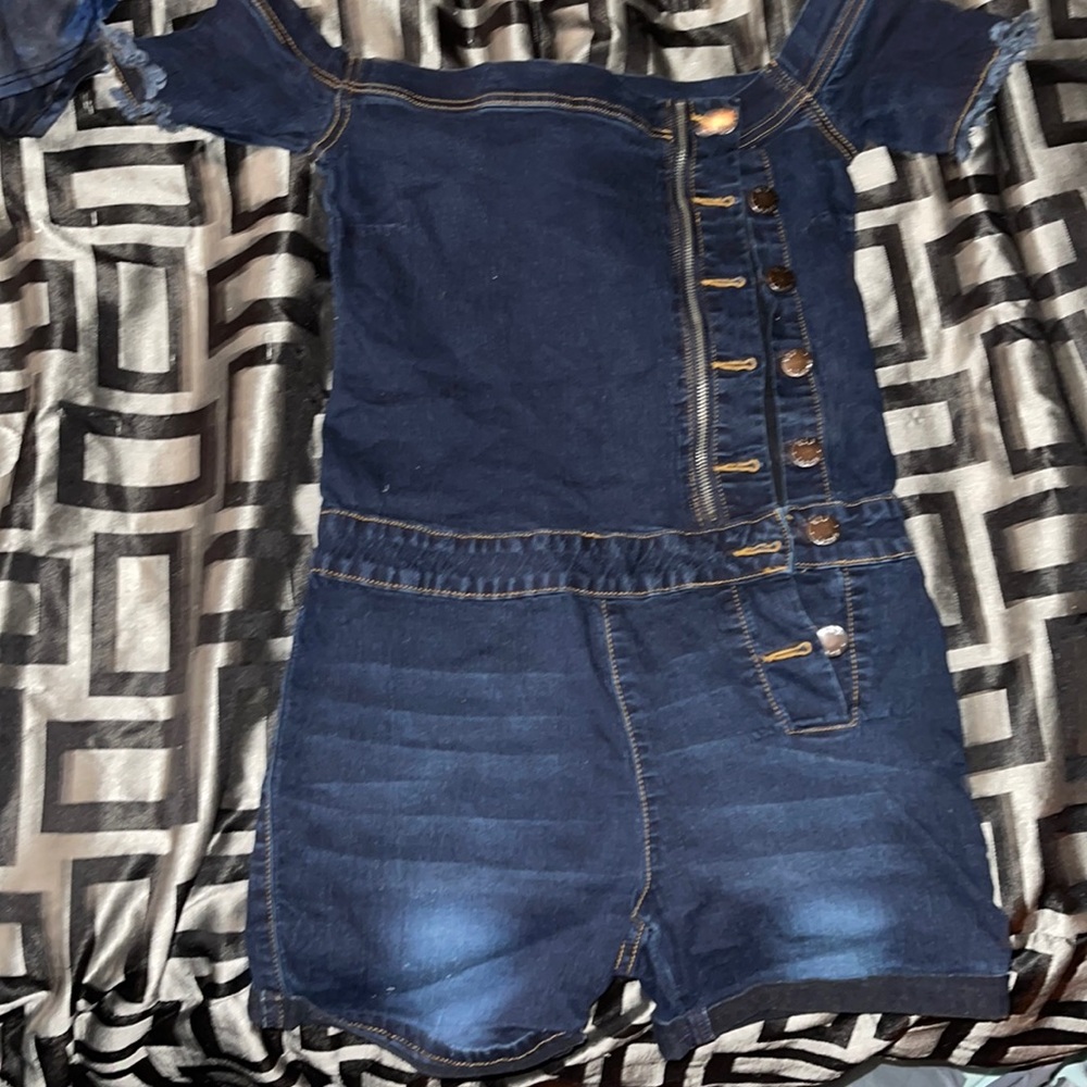Size M, Jean romper